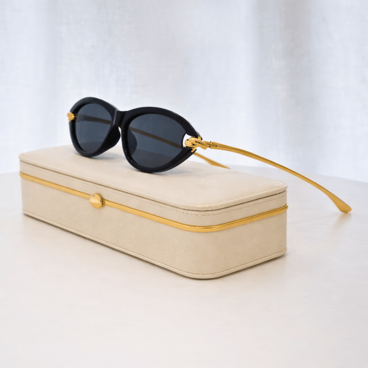 The Vantier Sunglasses
