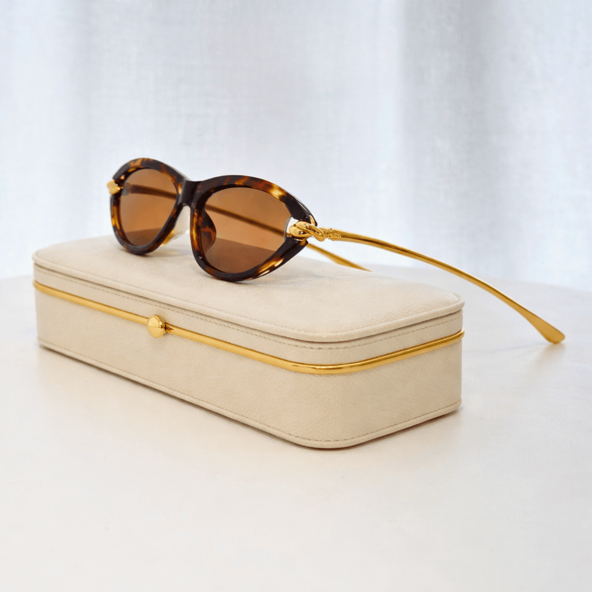 The Vantier Sunglasses